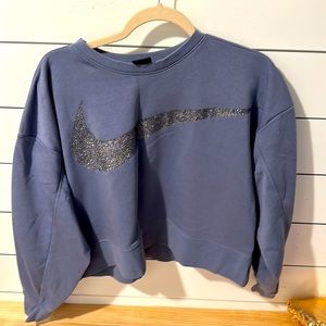 Nike Dry Fit - Medium Sparkle Sweatshirt